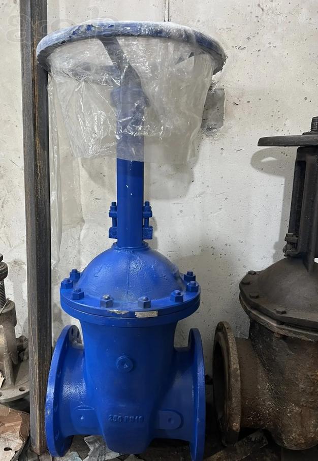 Задвижка клиновая фланце​вая ручная 30нж41нж